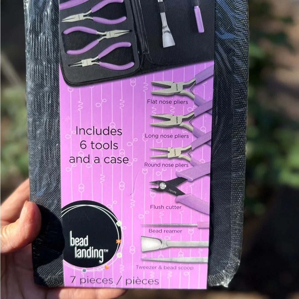 NIB NWT One/set Bead Landing Jewelry Making Tool Kit -zipper black case‎ Beading